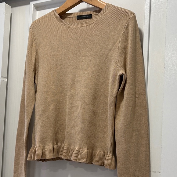 Ann Taylor Tan Crew Neck Ruffle Hem Long Sleeve Sweater Top Size Medium - Picture 8 of 10